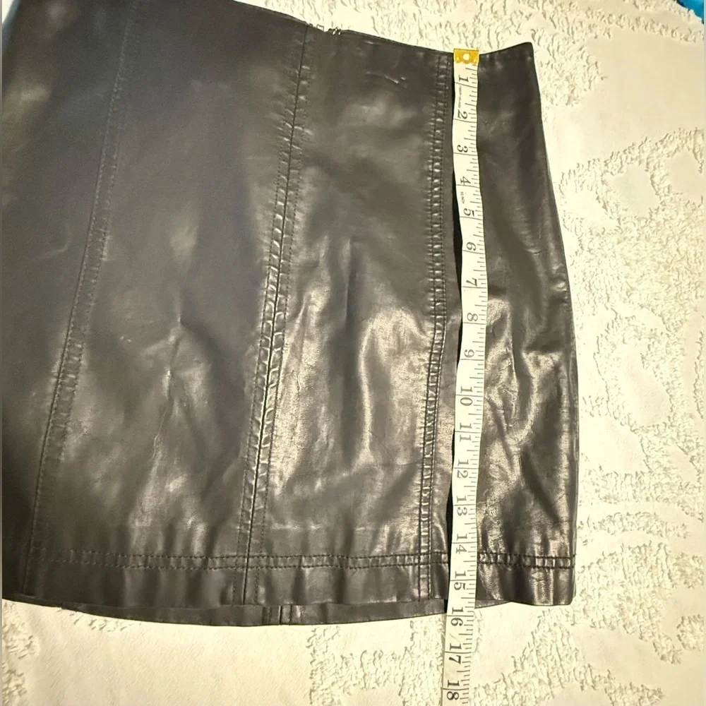 Free People Modern Femme Faux Leather Mini Skirt Size 2